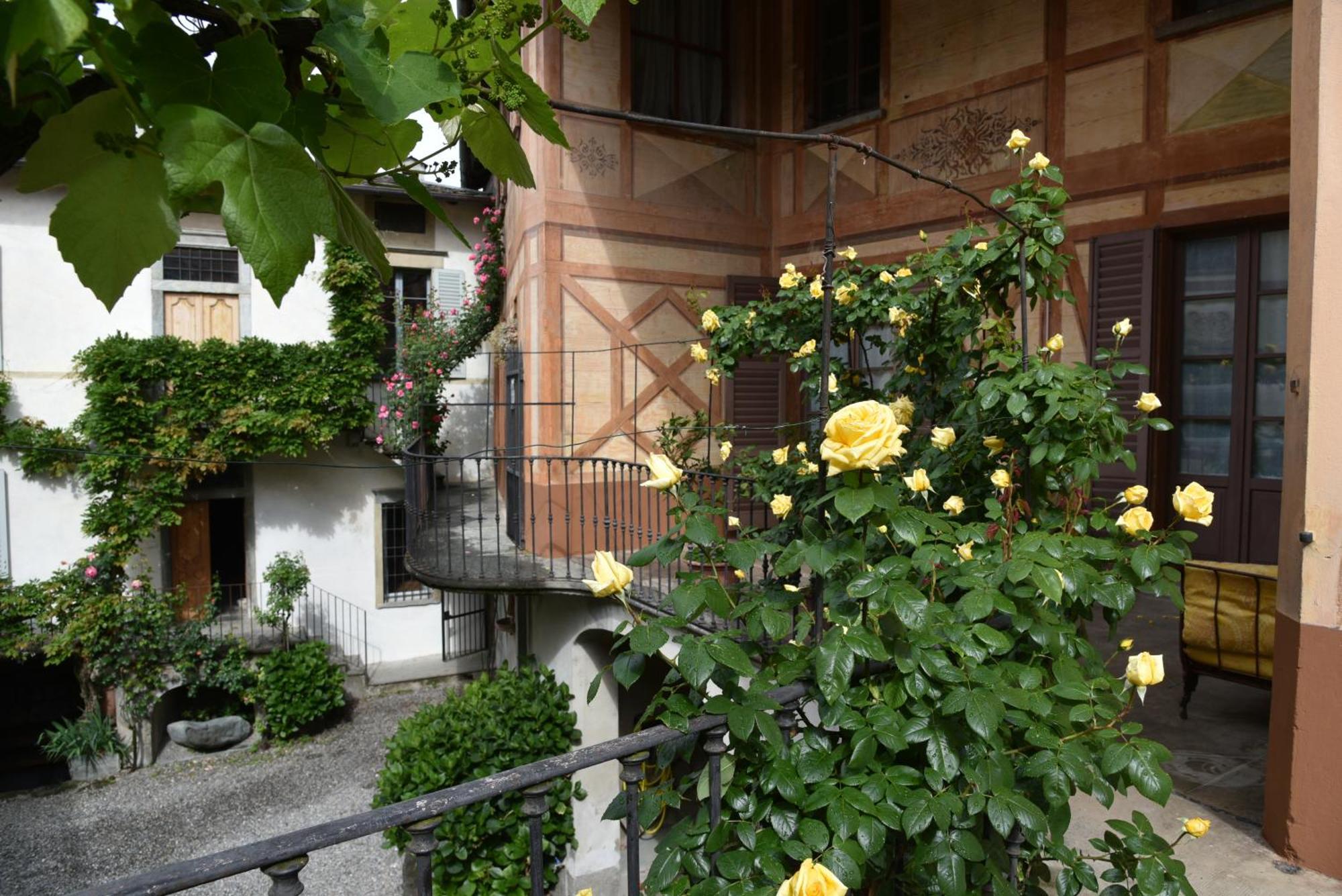Piano Nobile Al Roseto Del Drago Βίλα San Bernardo  Εξωτερικό φωτογραφία